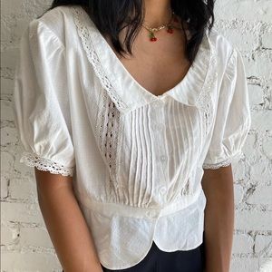 Lisa Says Gah x Meadows white puff sleeved blouse
